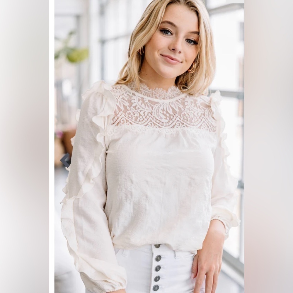 Blu Pepper Ruffle & Lace White Top Size M Women